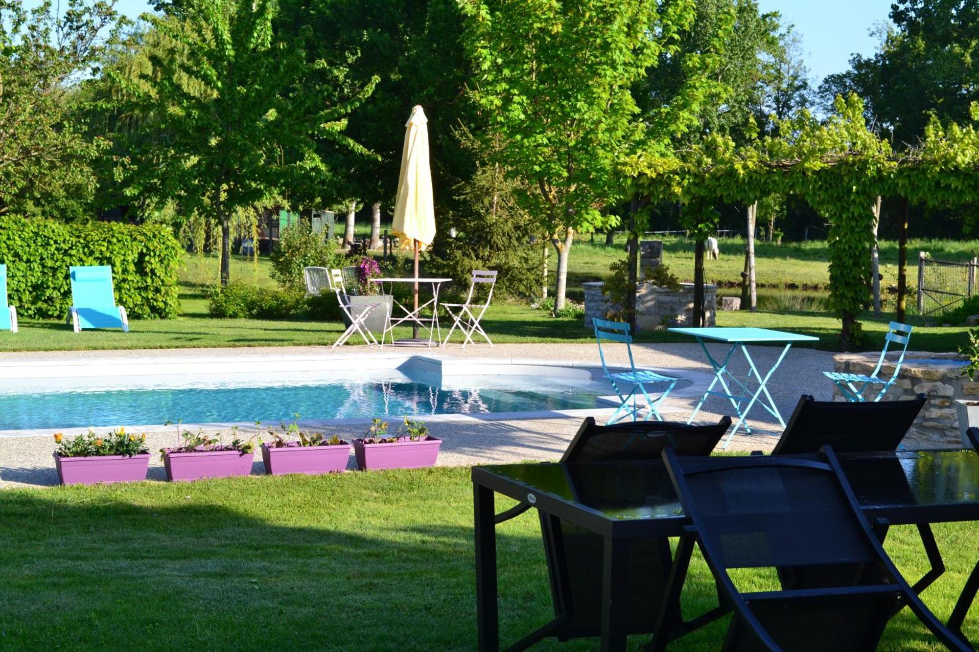 Hotel L'Instant Bleu Marans  Zewnętrze zdjęcie