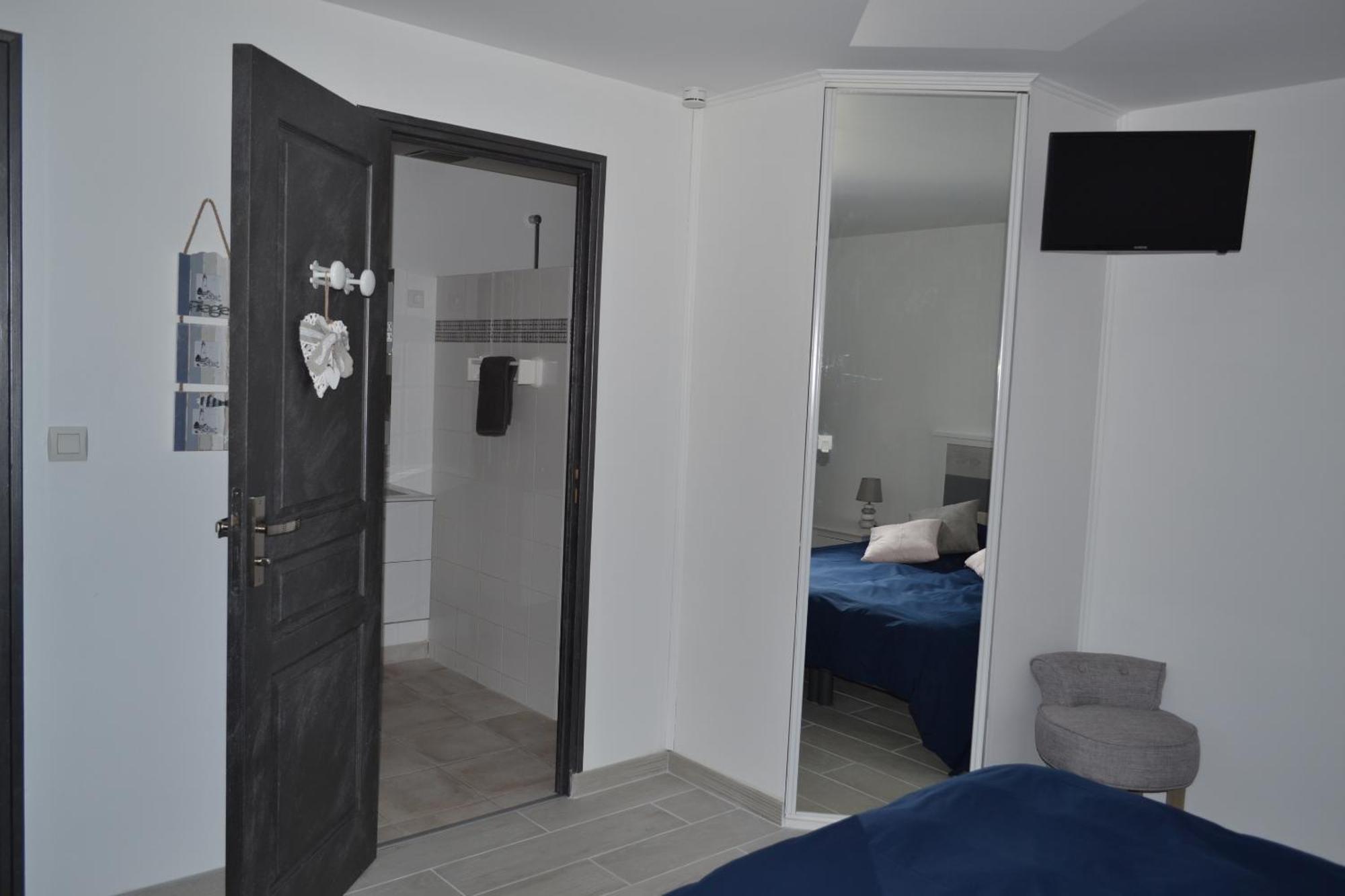 Hotel L'Instant Bleu Marans  Zewnętrze zdjęcie