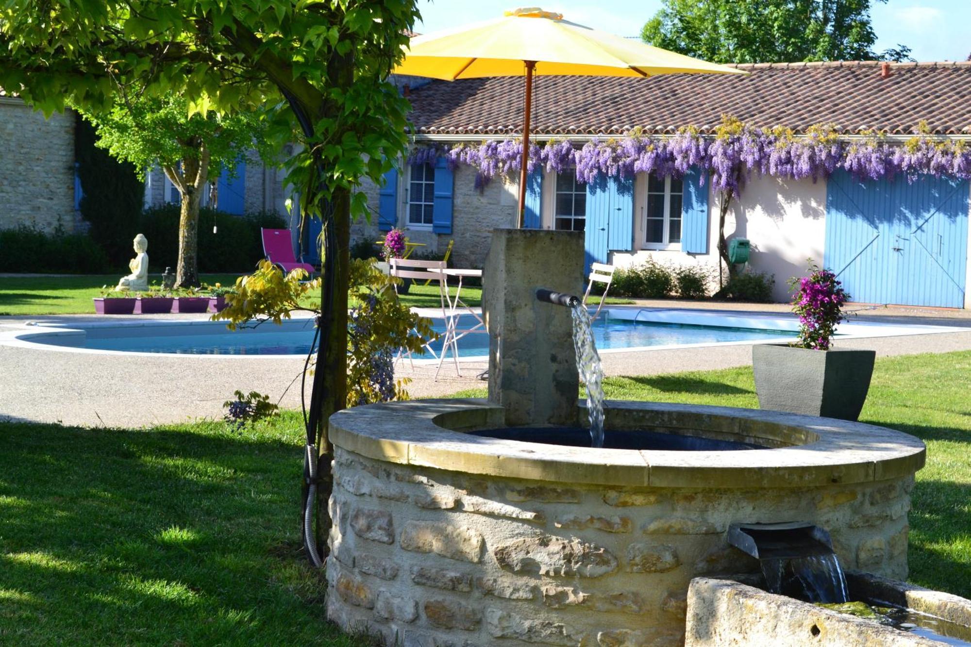 Hotel L'Instant Bleu Marans  Zewnętrze zdjęcie
